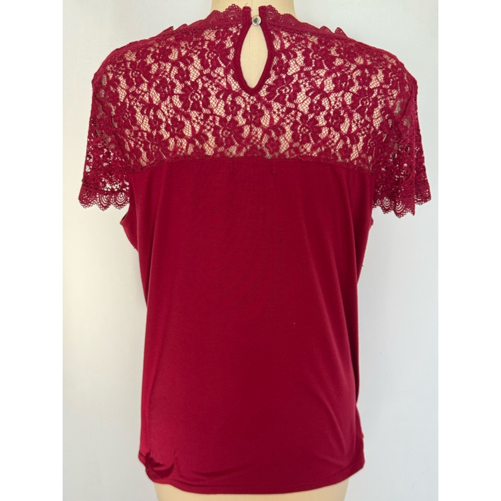 Women's Simply Styled stretch knit vneck Top XL Red Lace neckline and sleeves - Picture 3 of 9